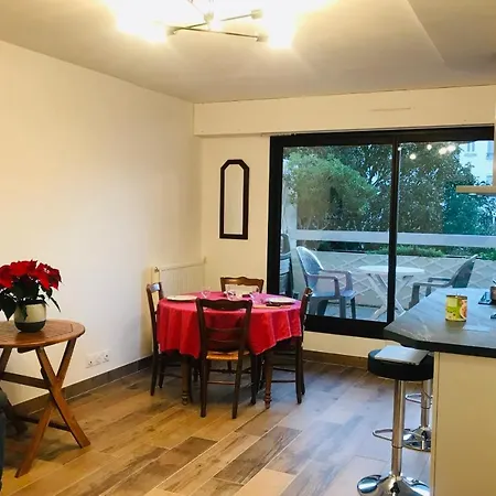 Guestready - Charmant Dans Le Centre Ville ! Διαμέρισμα